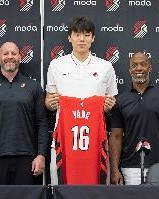 微微一笑赢信任杨瀚森称做得不够好 比卢普斯：哪里 做得很好