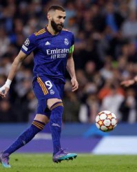 世俱杯买球投注-本泽马解释为什么打勺子点球：我就是这么自信