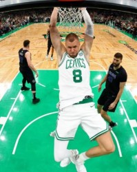 推迟手术强行复出 波尔津吉斯为冠军不计代价