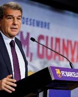 世俱杯买球投注-被指控财报有问题！拉波尔塔：场上赢不了我们，只能场下搞小动作